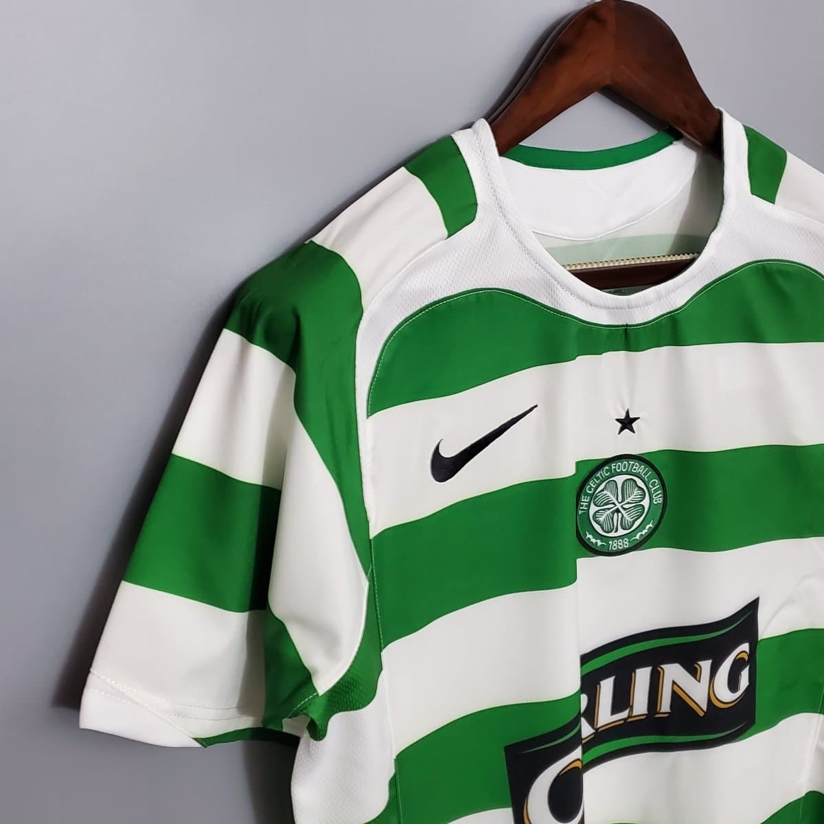 Celtic 2005-06 Home Retro Football Shirt