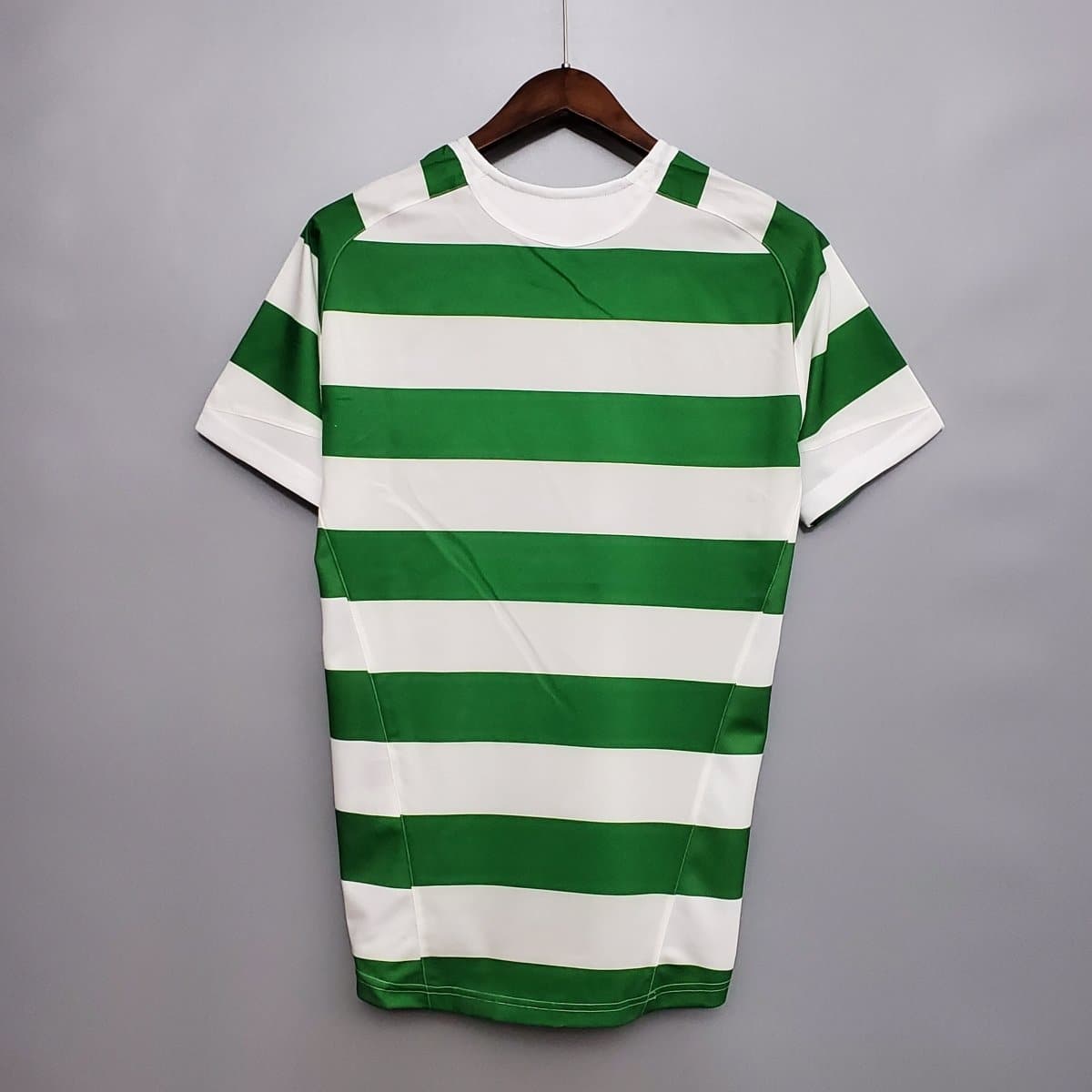 Celtic 2005-06 Home Retro Football Shirt