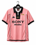 Juventus 1997/98 Away Shirt