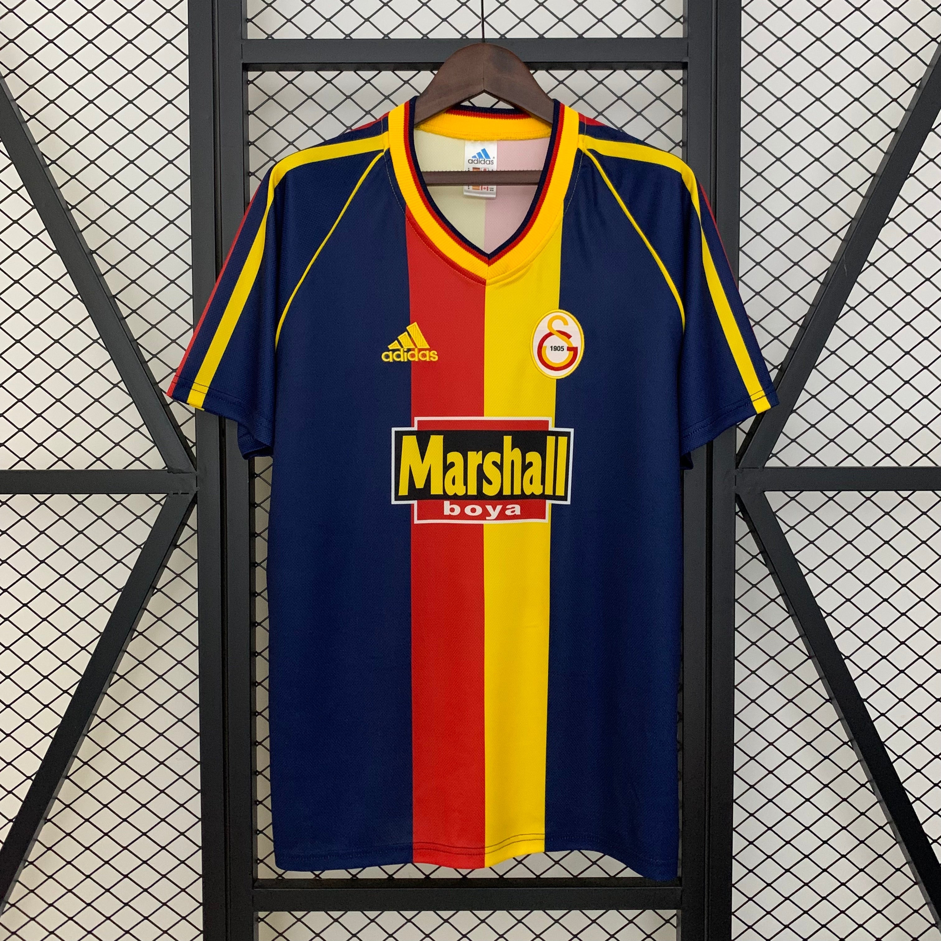Galatasaray 1998/99 Third Shirt