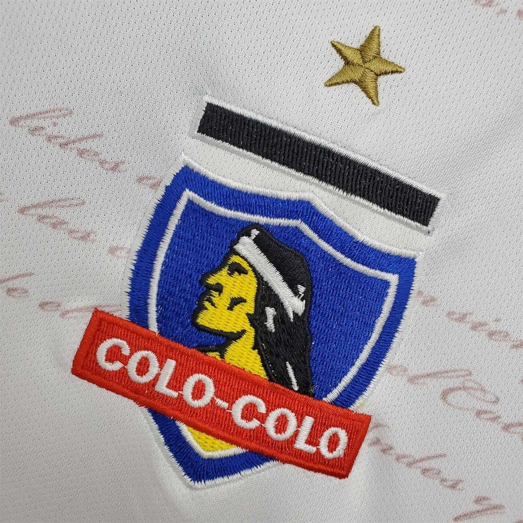 Colo-Colo 2011 Home Retro Football Shirt