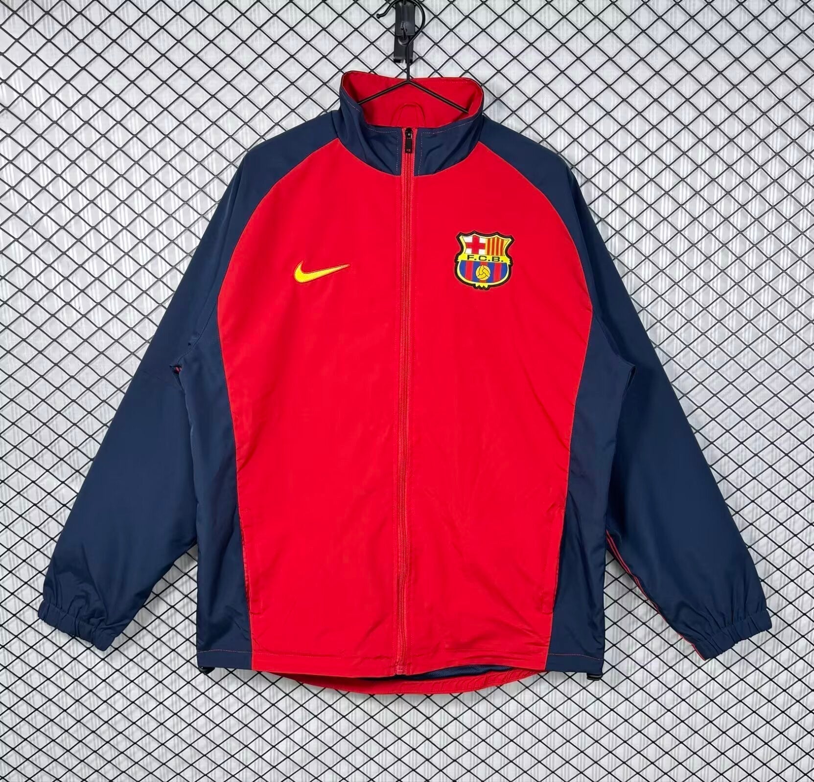 Barcelona Retro Windbreaker