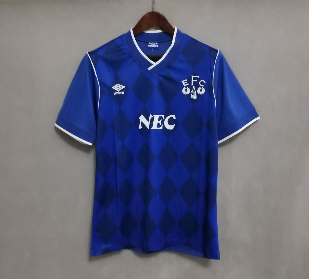 Everton 1986-87 Home Retro Football Shirt