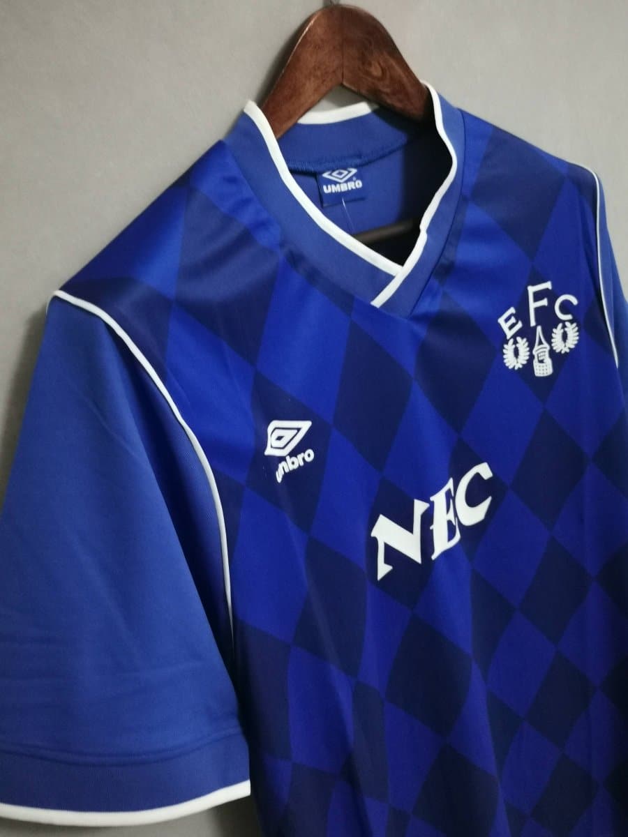 Everton 1986-87 Home Retro Football Shirt