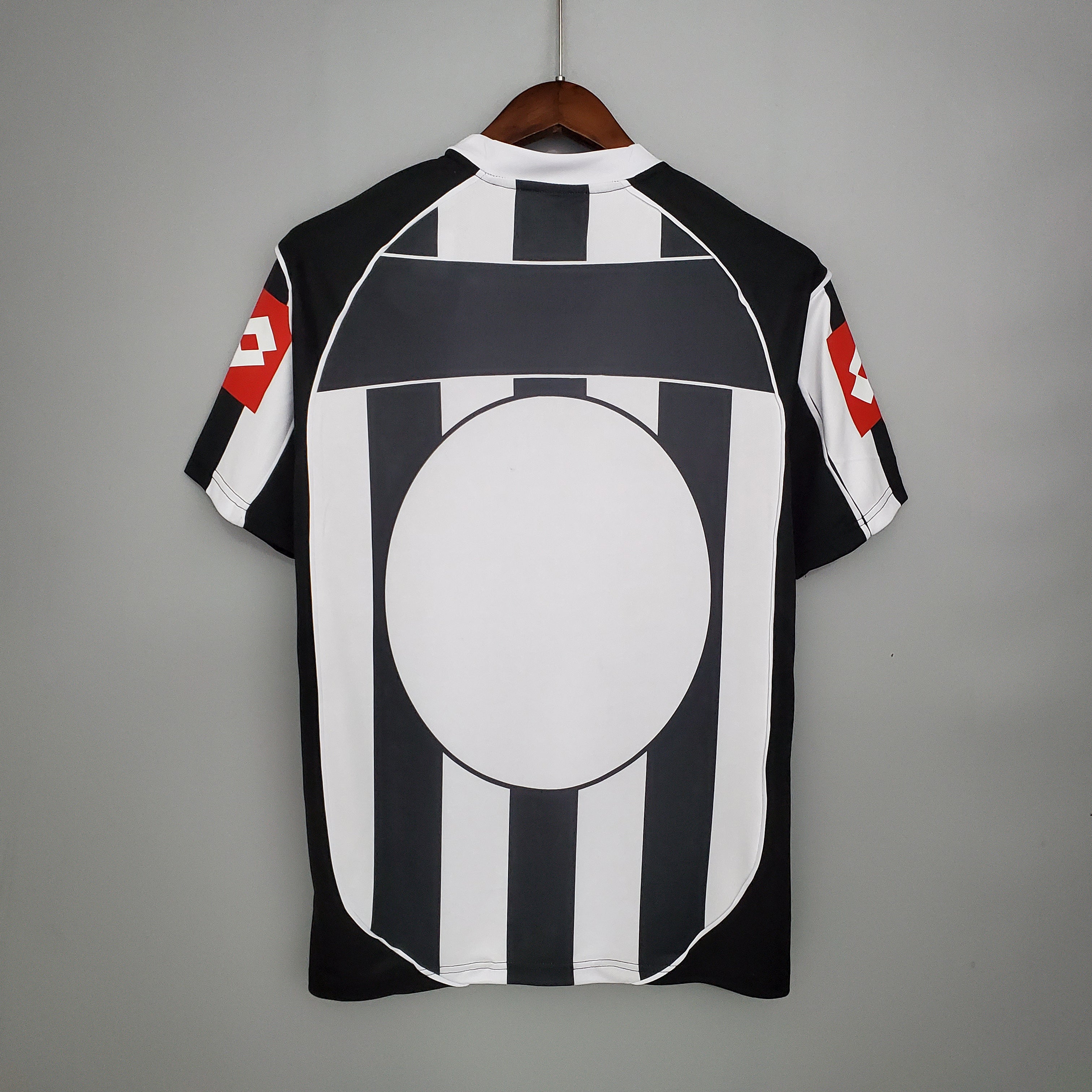 Juventus 2002/03 Home Shirt