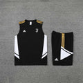 Juventus Training Vest (Black)