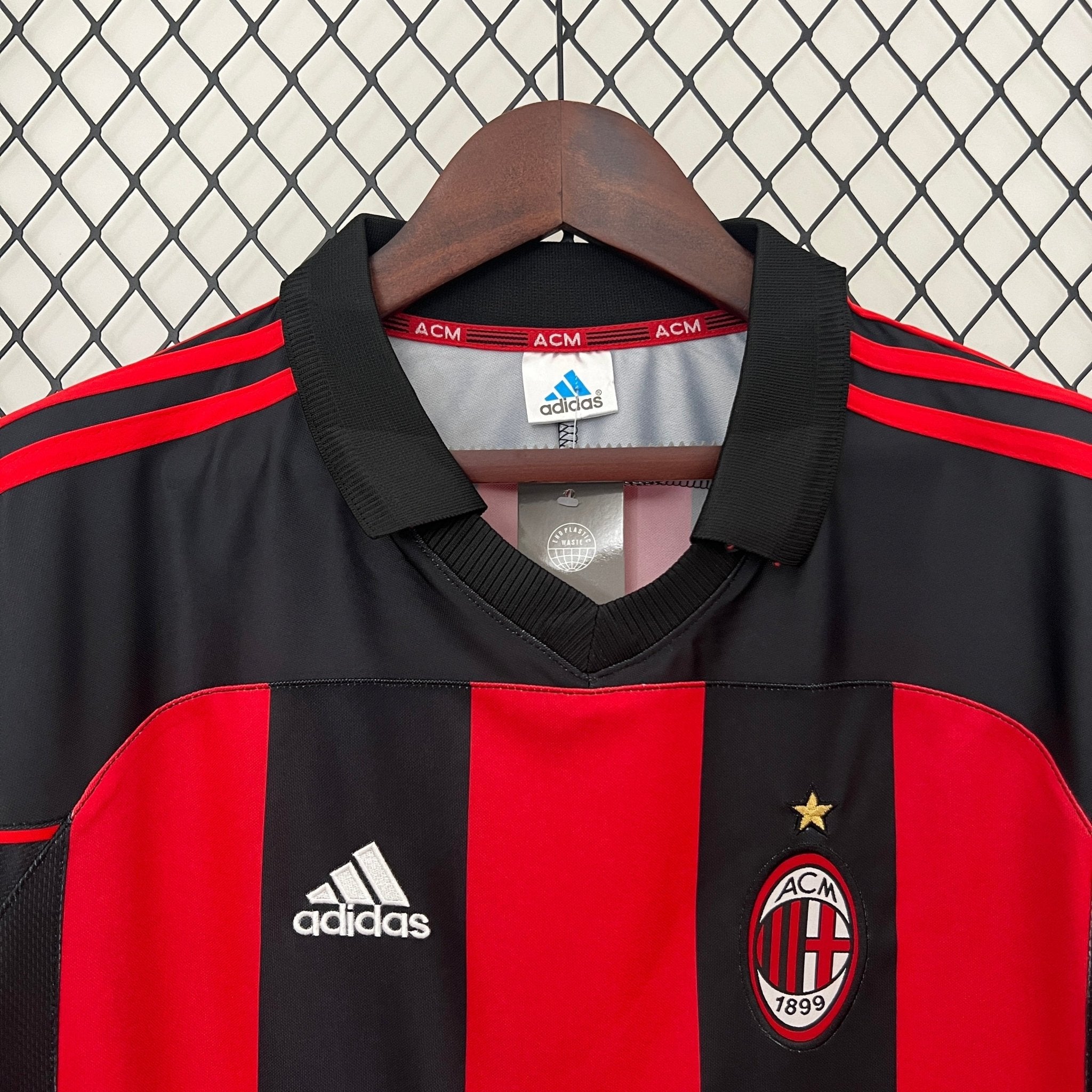 AC Milan 2000-2001 Home Football Jersey