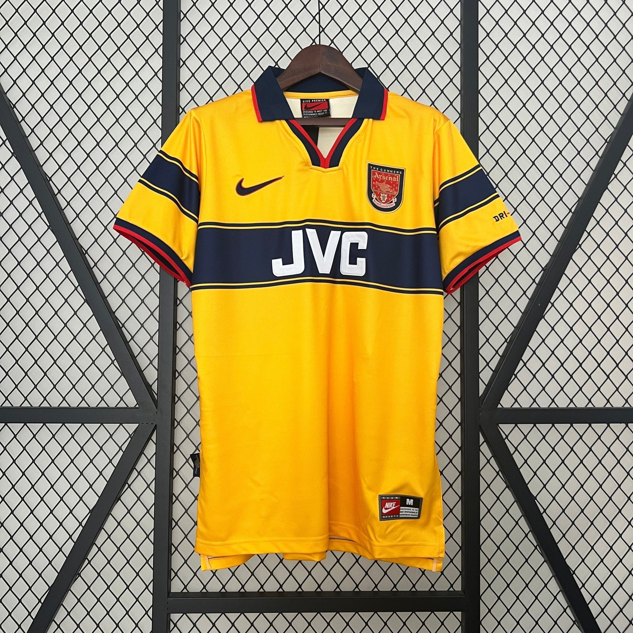 Arsenal 1997-1998 Away Football Jersey