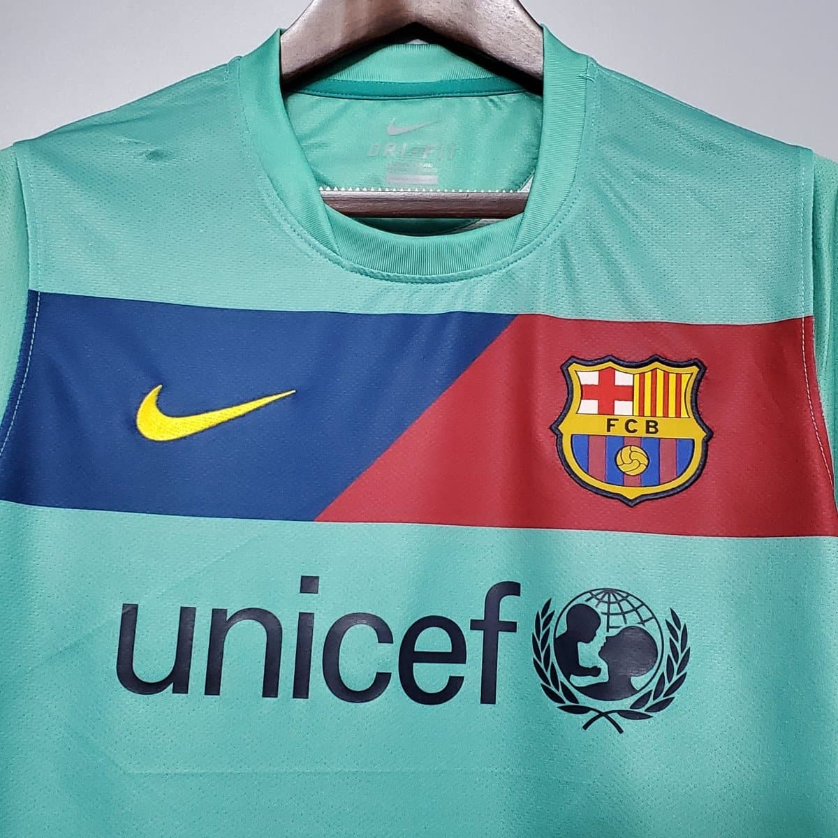 Barcelona 2011 Away Retro Football Jersey