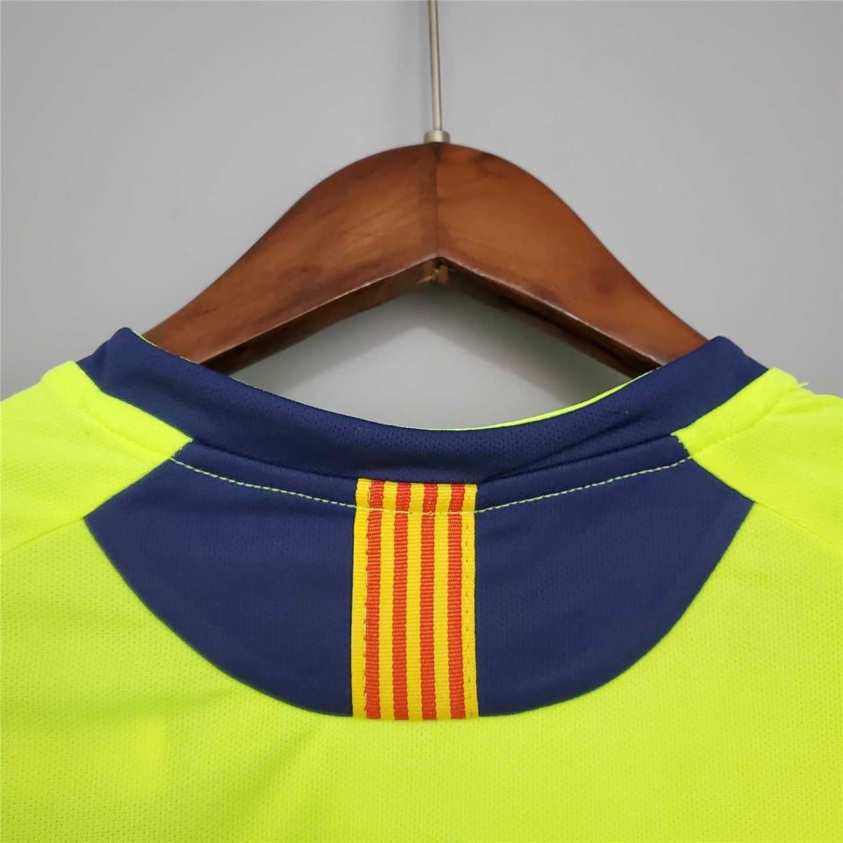 Barcelona Retro Away Football Jersey