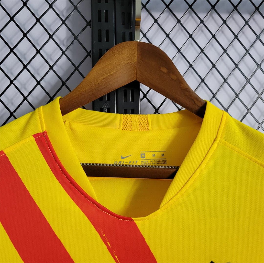 Barcelona Retro Fourth Away Football Jersey