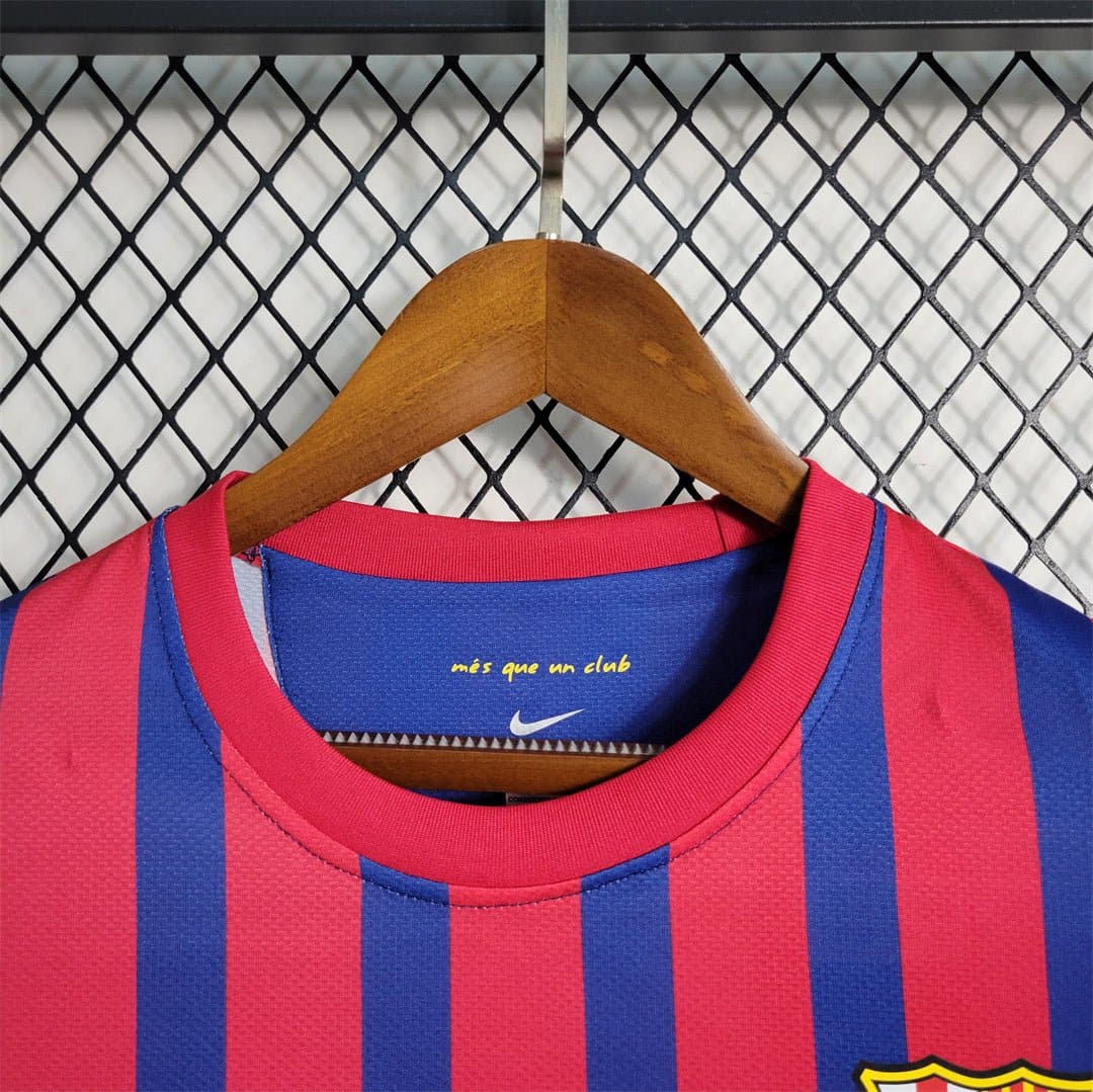 Barcelona Retro Classic Football Jersey