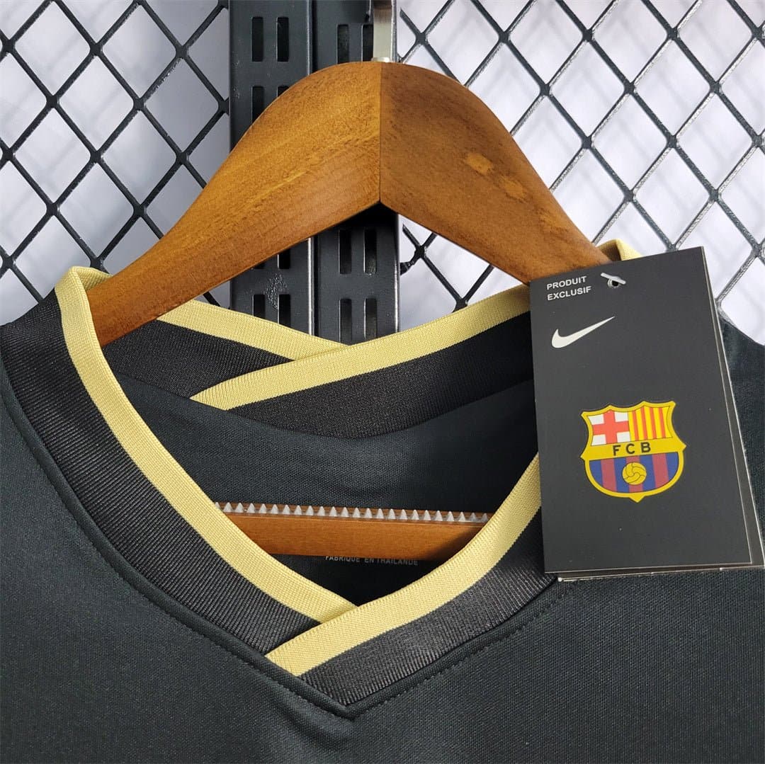 Barcelona Retro Classic Football Jersey