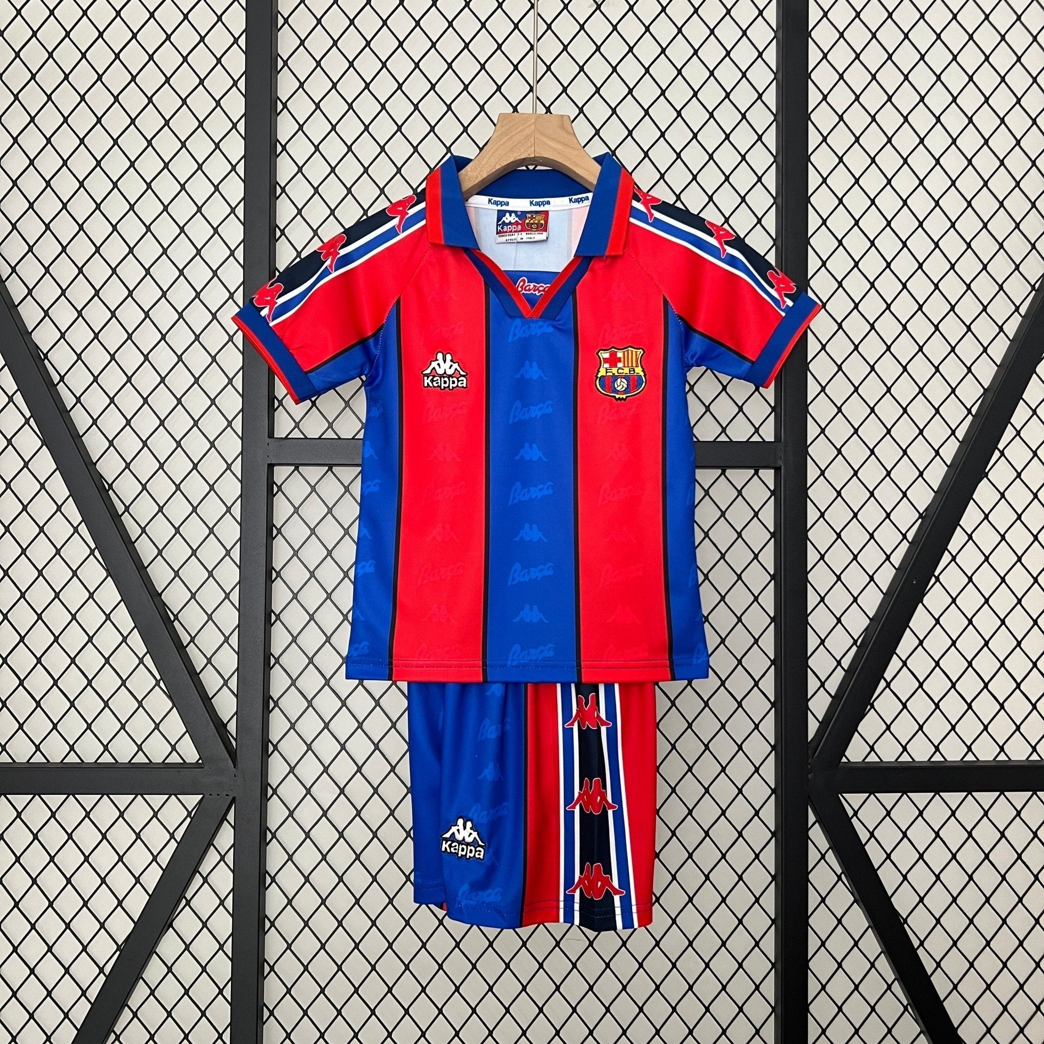 Barcelona 1996-1997 Home Football Kit Kids