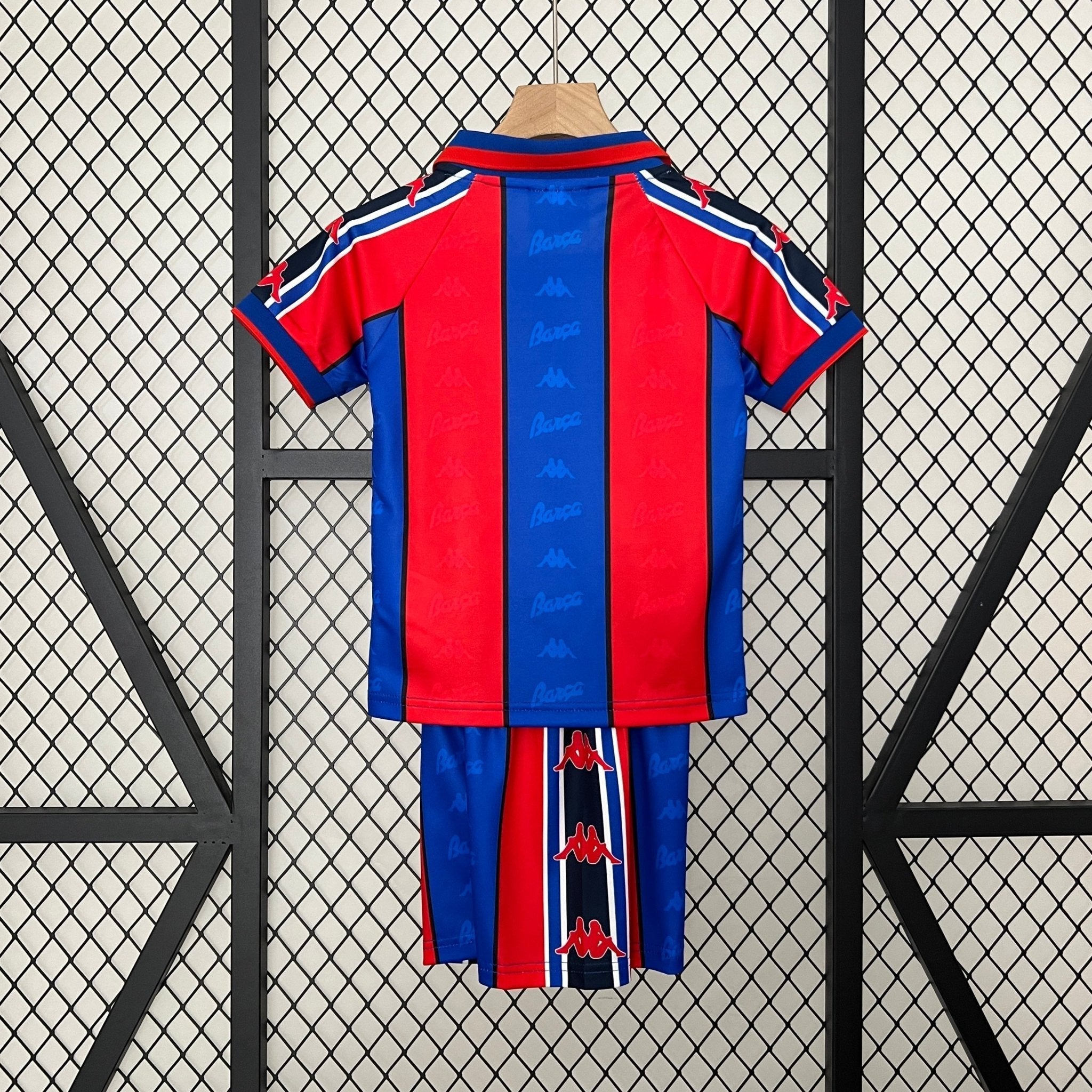Barcelona 1996-1997 Home Football Kit Kids