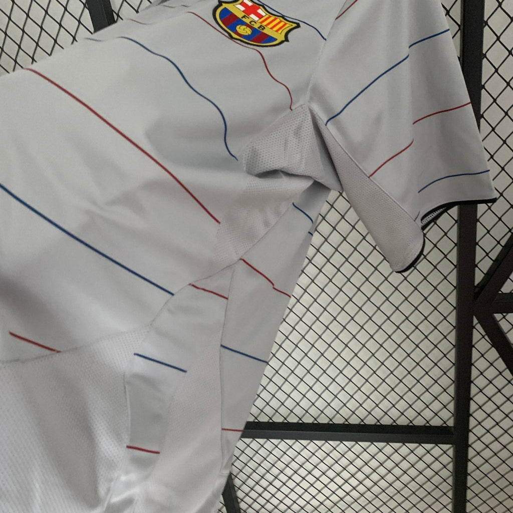 Barcelona 2003-2004 Away Football Jersey