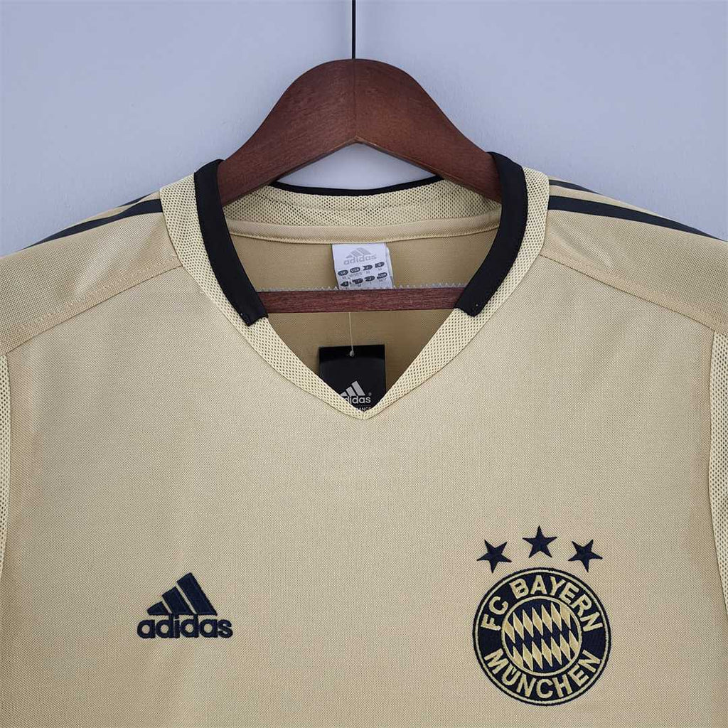 Bayern Munich Retro Away Football Jersey