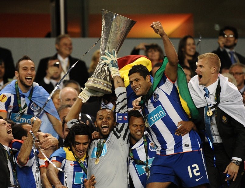 FC Porto 2010-11 Home Football Jersey