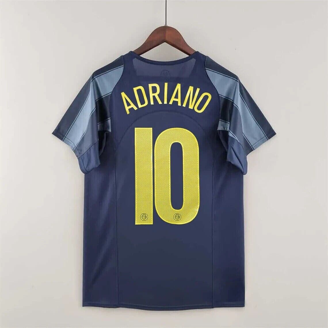 Inter Milan 2004-2005 Away Football Jersey