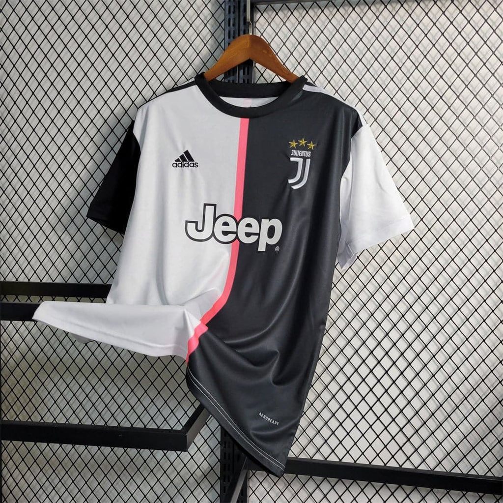 Juventus Retro Home Football Jersey