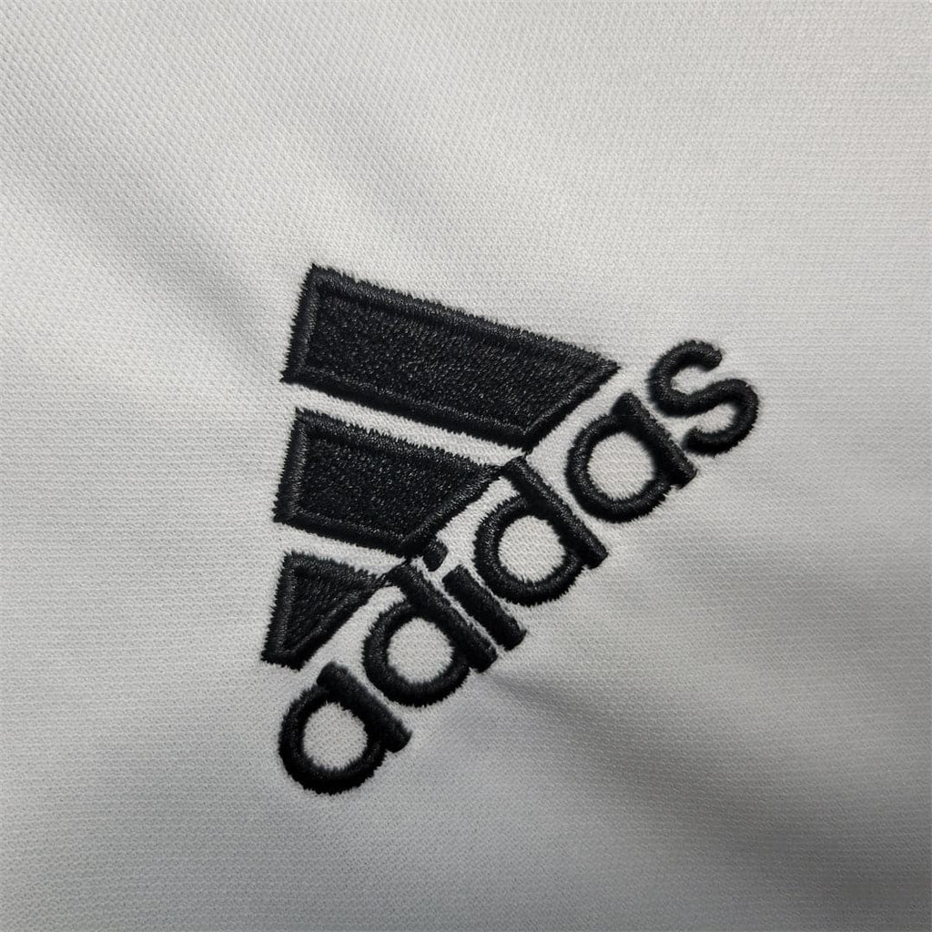 Juventus Retro Home Football Jersey