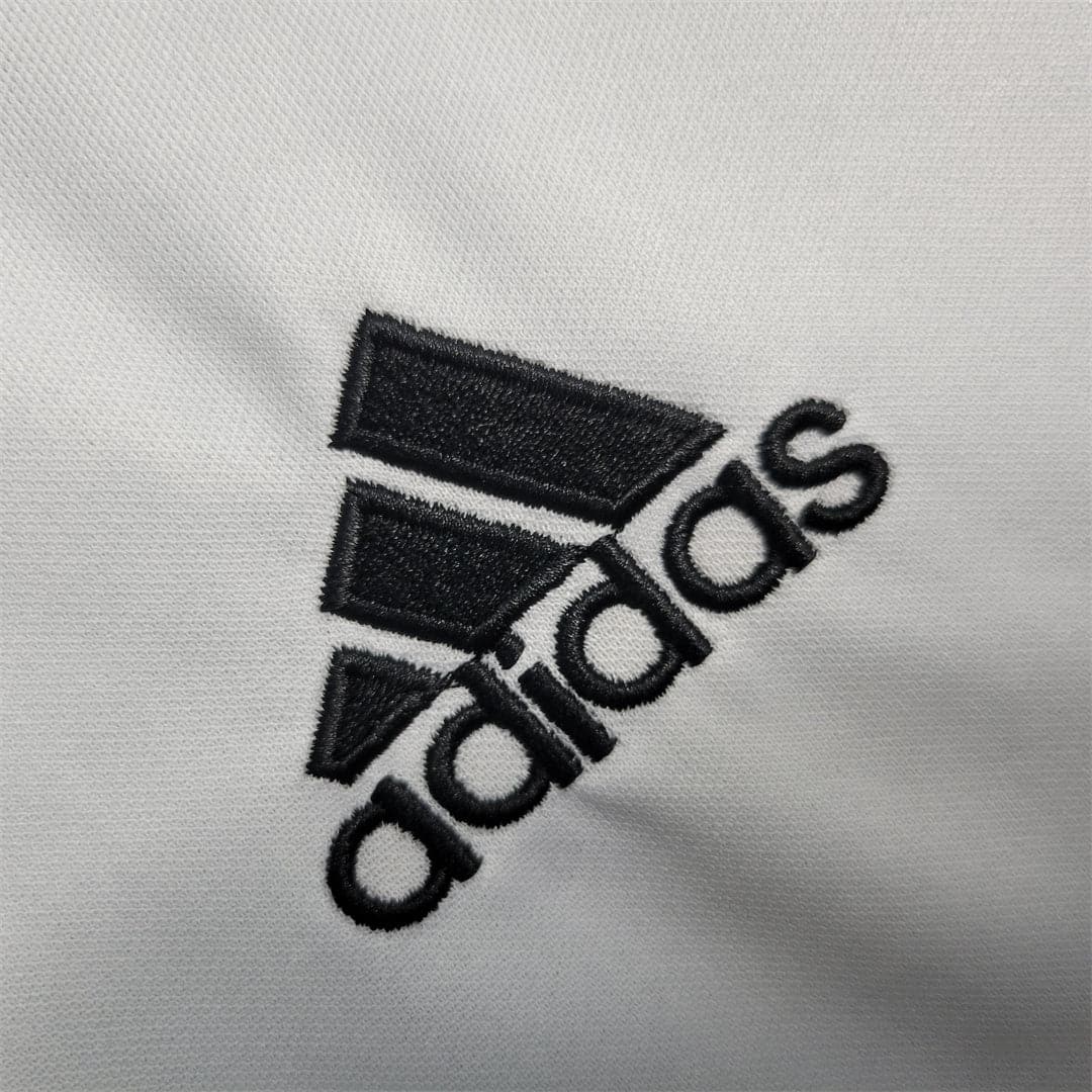 Juventus Retro Home Football Jersey