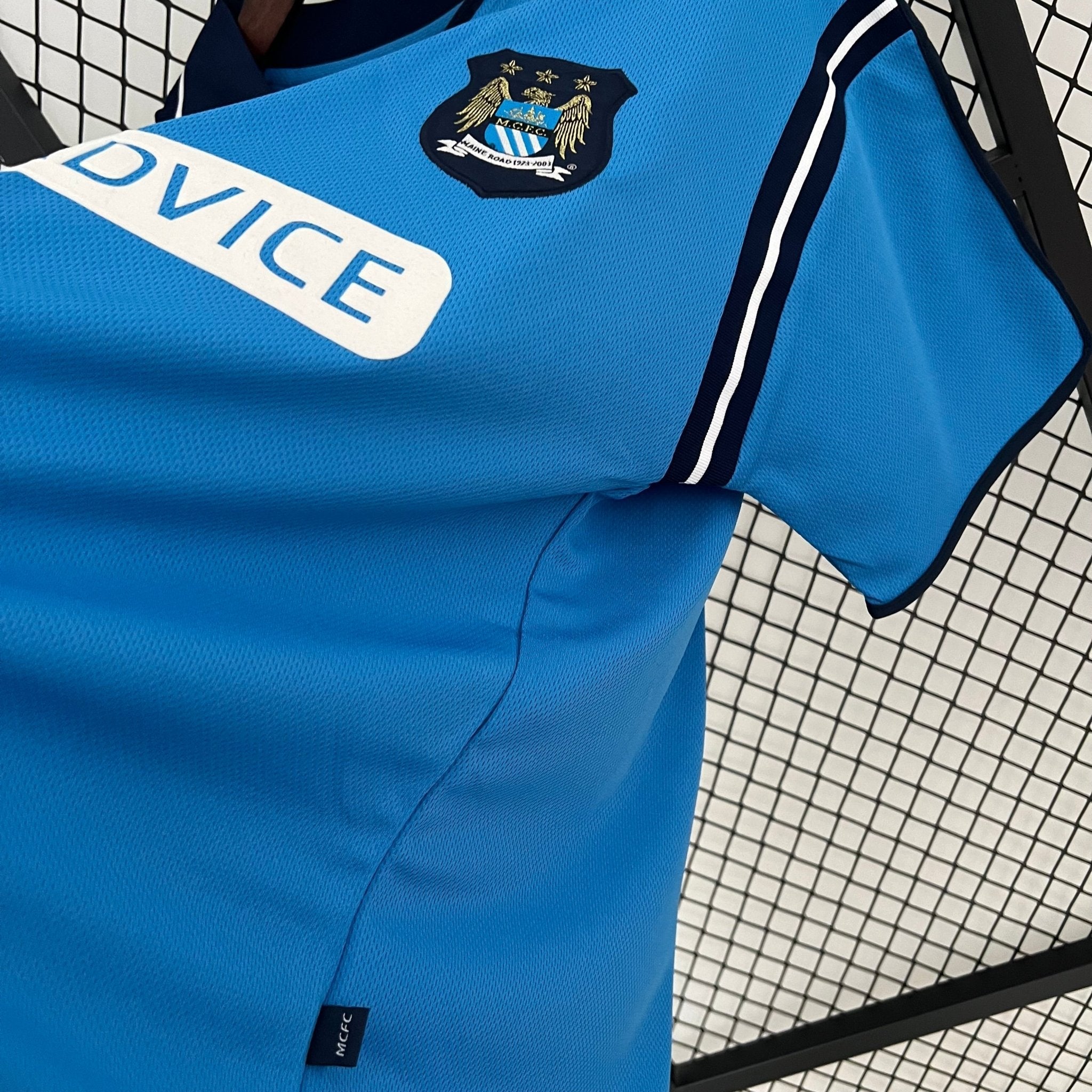 Manchester City 2002-2003 Home Football Jersey