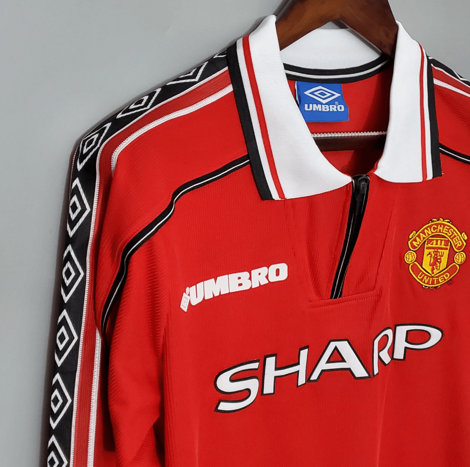 Manchester United 1998-1999 Home Football Jersey