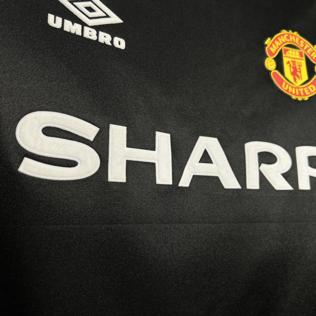 Manchester United 1998-1999 Third Football Jersey
