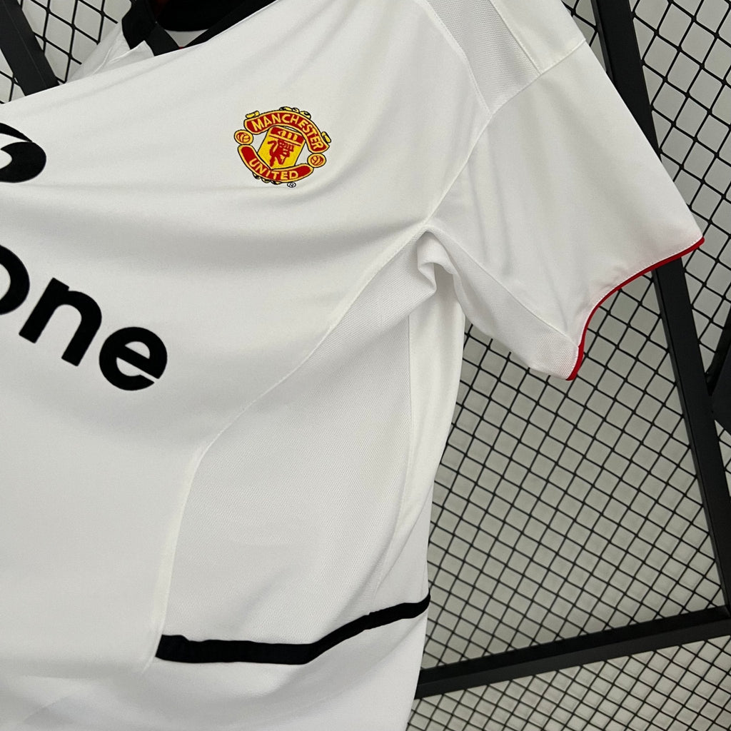 Manchester United 2002-2003 Away Football Jersey