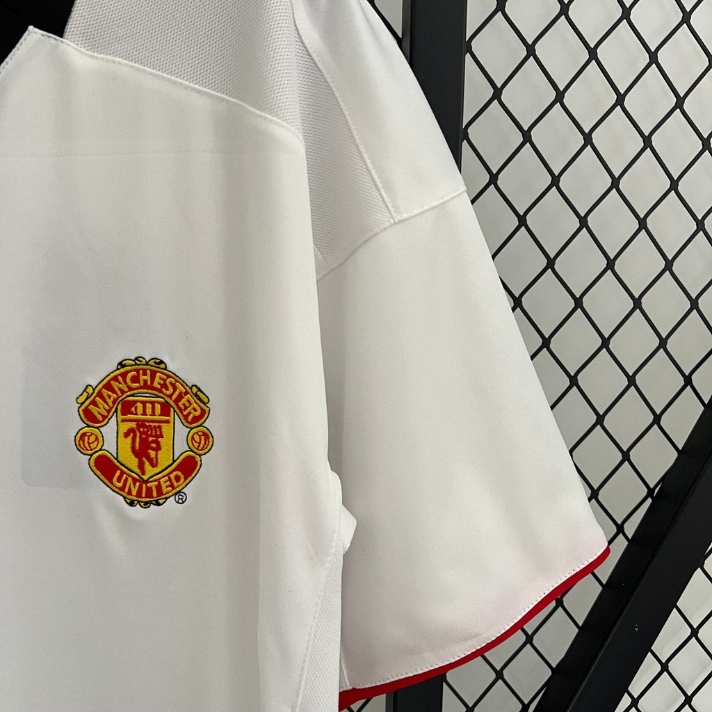 Manchester United 2002-2003 Away Football Jersey
