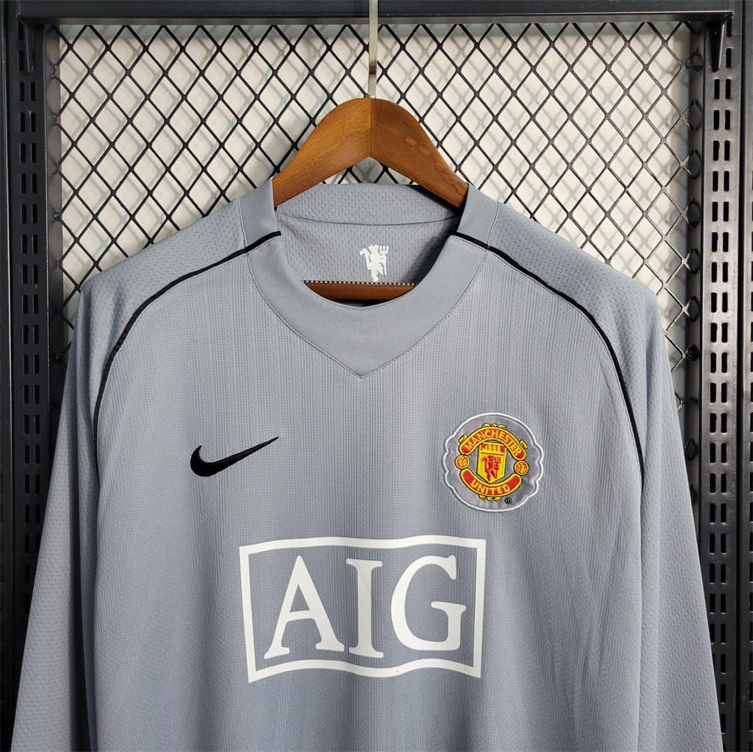 Manchester United Retro Goalkeeper Football Jersey