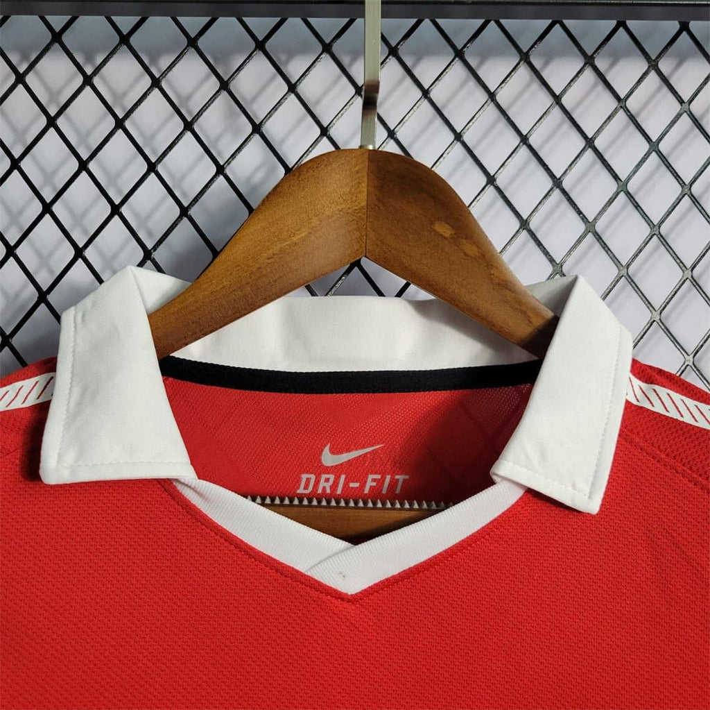 Manchester United Retro Football Jersey