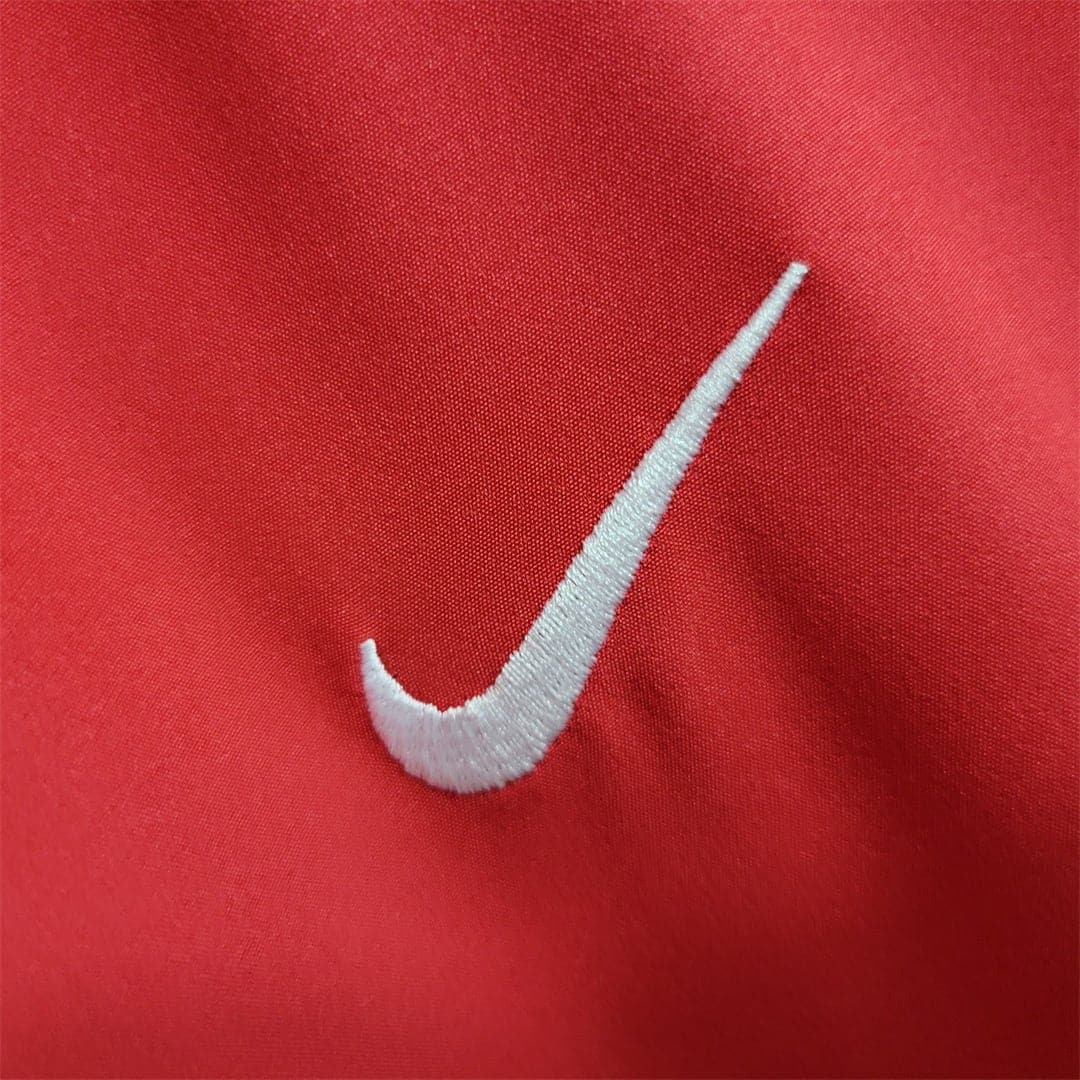 Manchester United Retro Home Football Jersey
