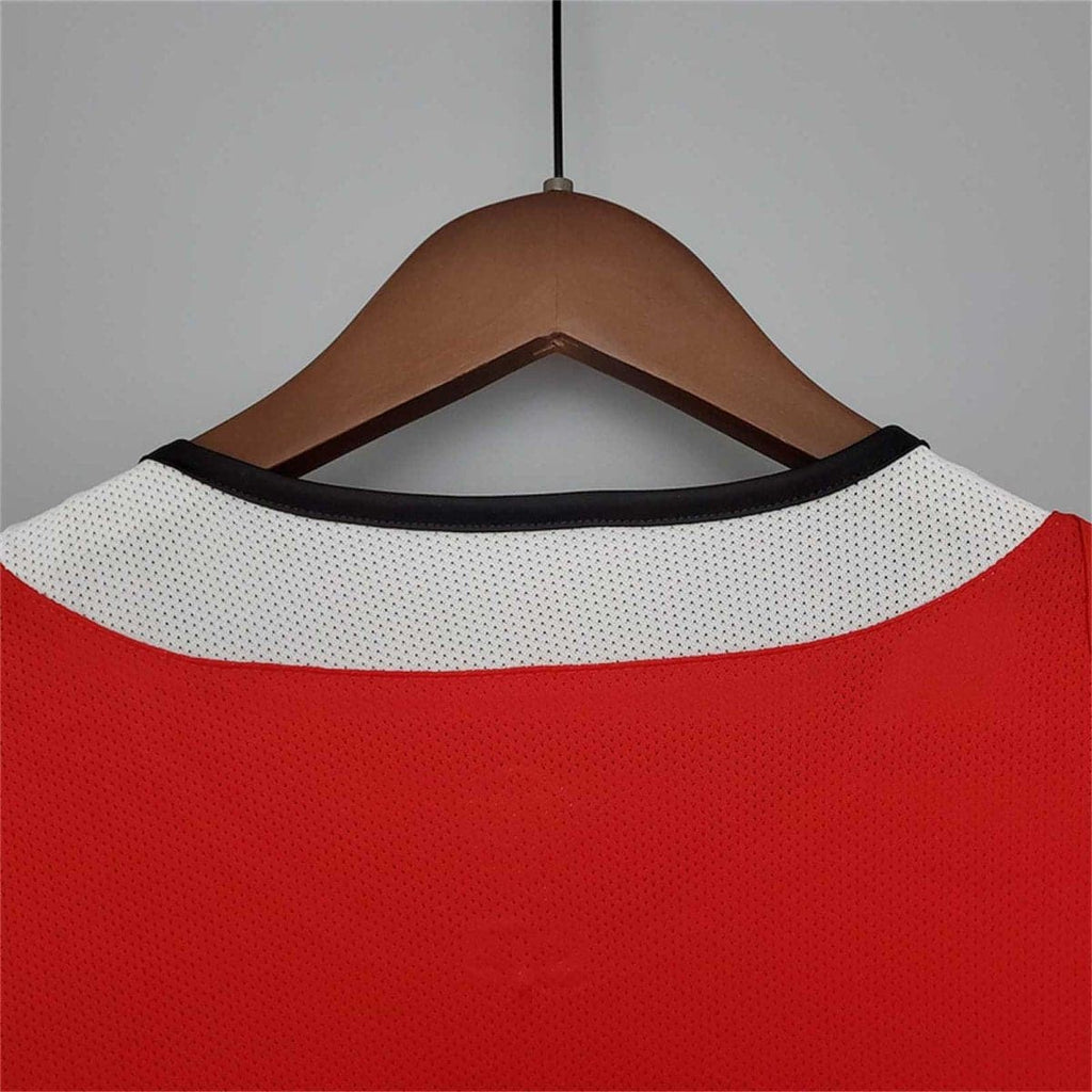 Manchester United Retro Home Football Jersey