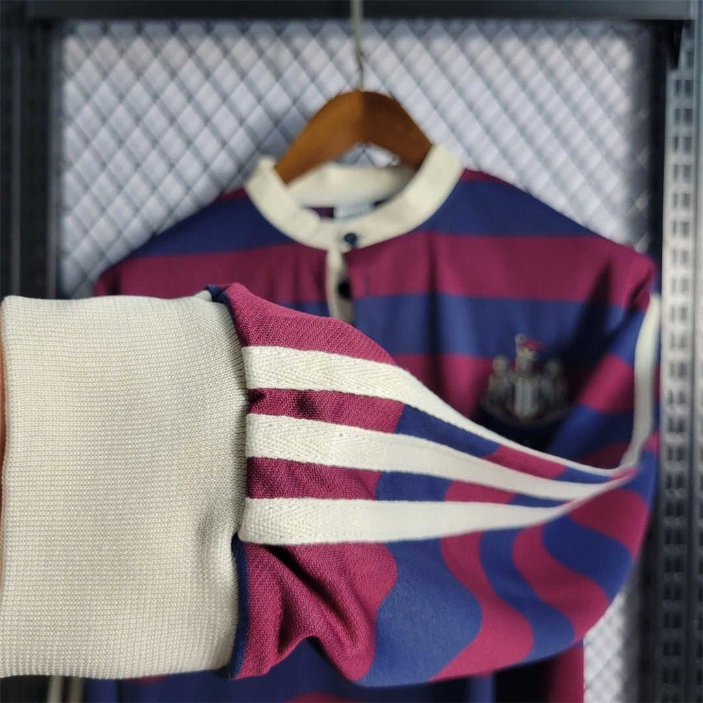 Newcastle United 1995-1996 Away Football Jersey