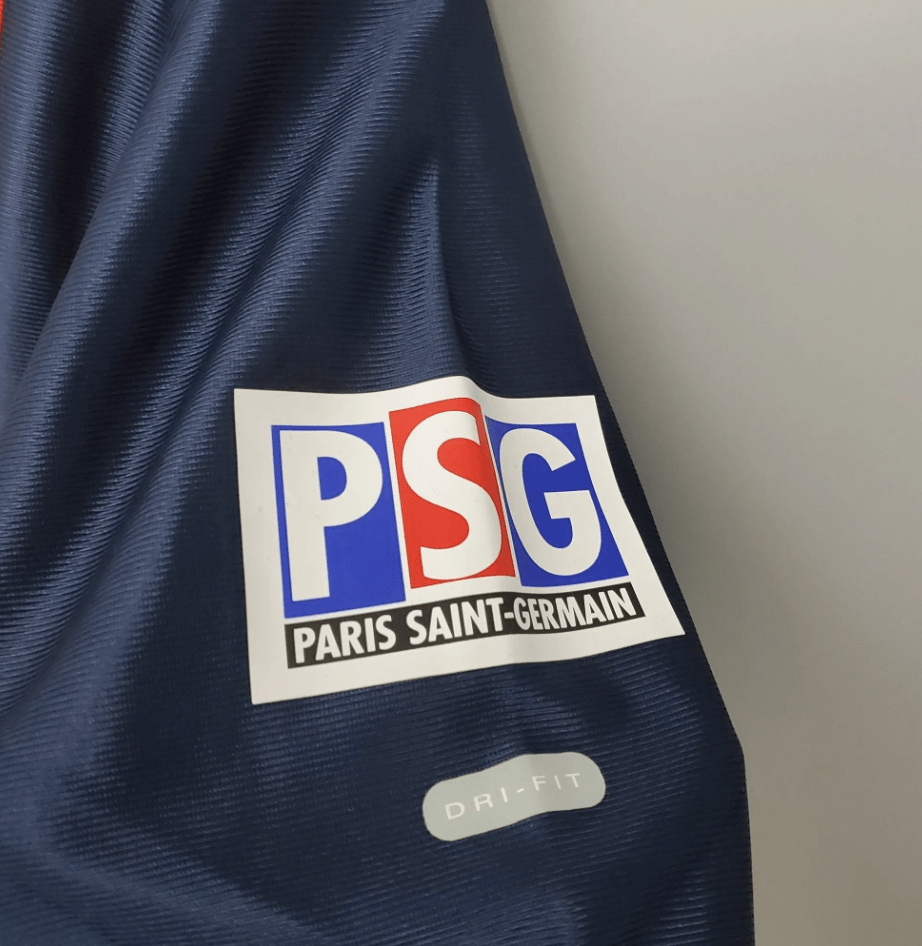Paris Saint-Germain 2001-2002 Home Football Jersey