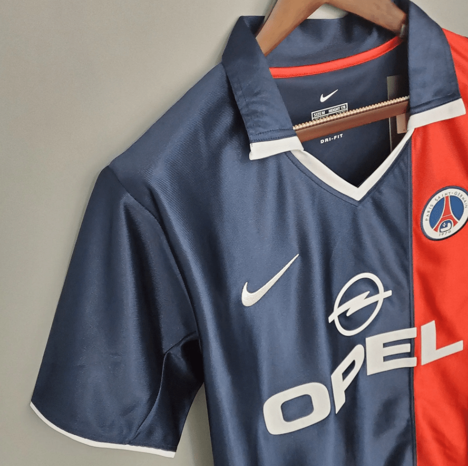 Paris Saint-Germain 2001-2002 Home Football Jersey