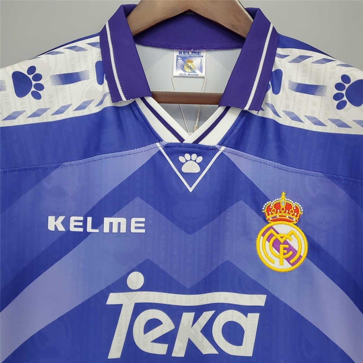 Real Madrid 1999 Away Football Jersey