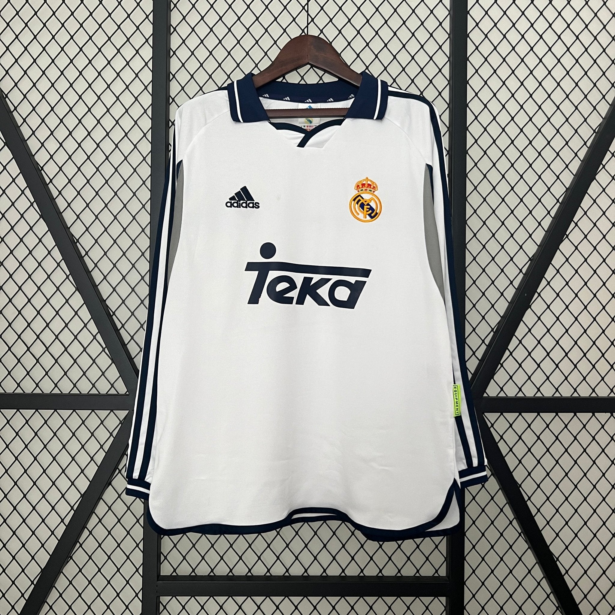 Real Madrid 2000-2001 Home Football Jersey