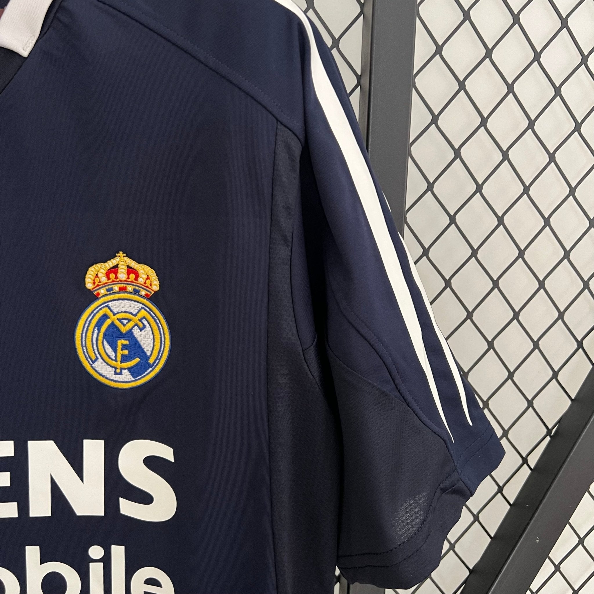 Real Madrid 2004-05 Away Football Jersey