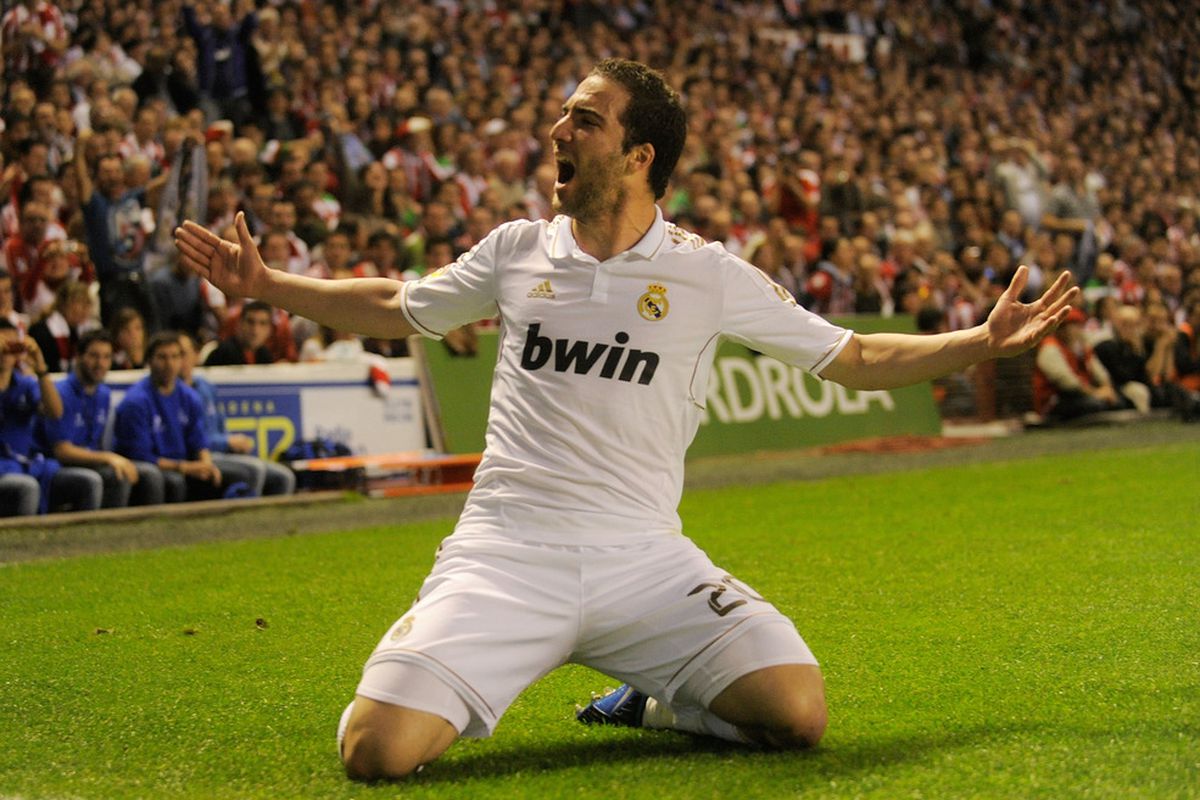 Real Madrid 2011-12 Home Football Jersey