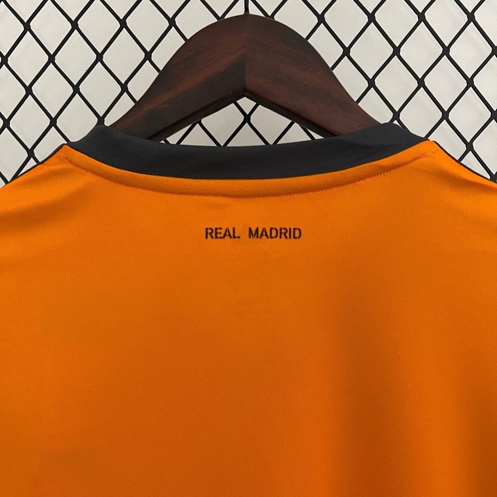 Real Madrid 2013-2014 Third Football Jersey