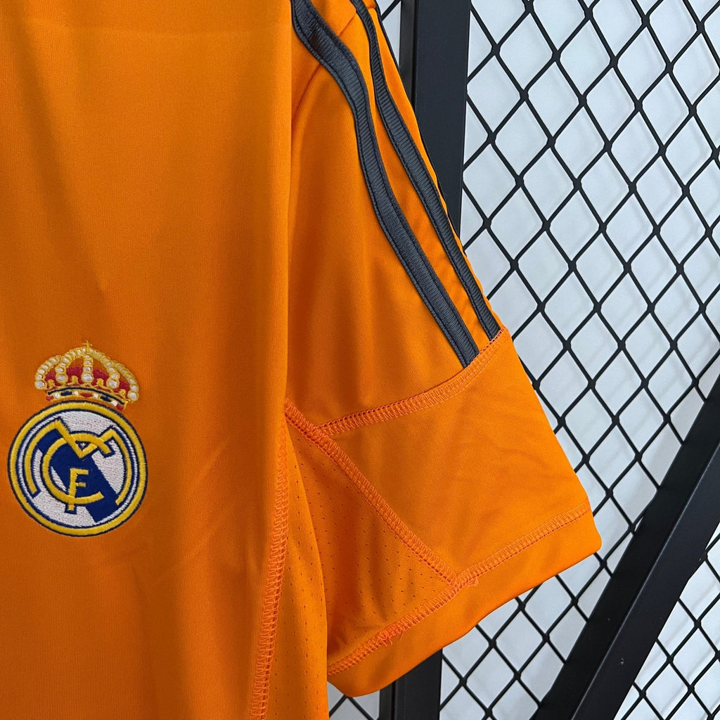 Real Madrid 2013-2014 Third Football Jersey