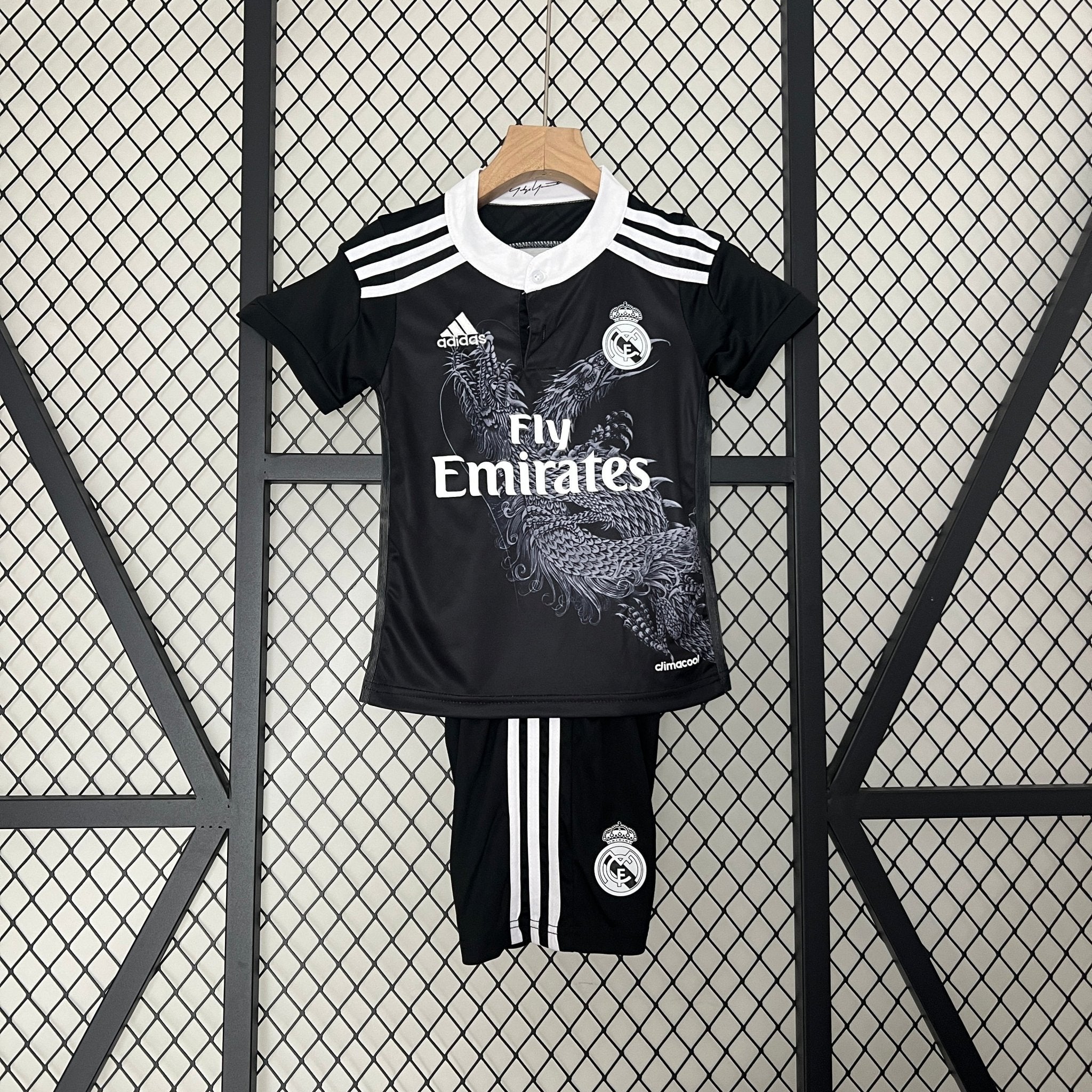 Real Madrid 2014-2015 Third Football Jersey