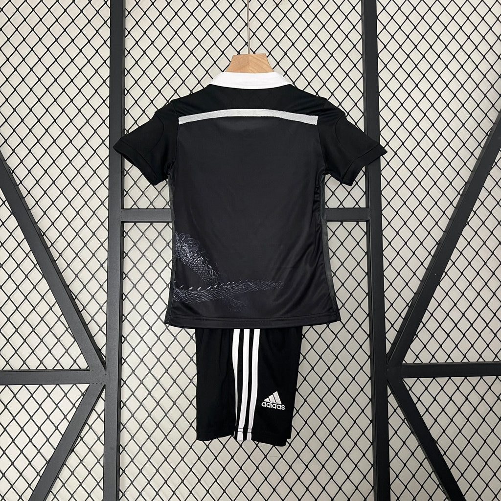 Real Madrid 2014-2015 Third Football Jersey