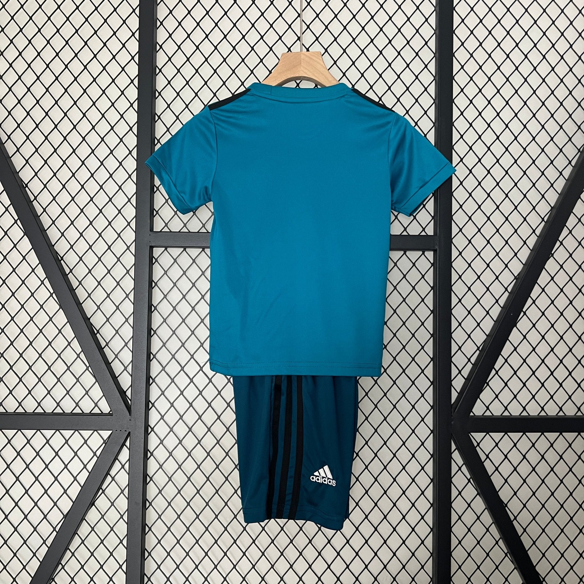 Real Madrid 2017-2018 Third Football Jersey