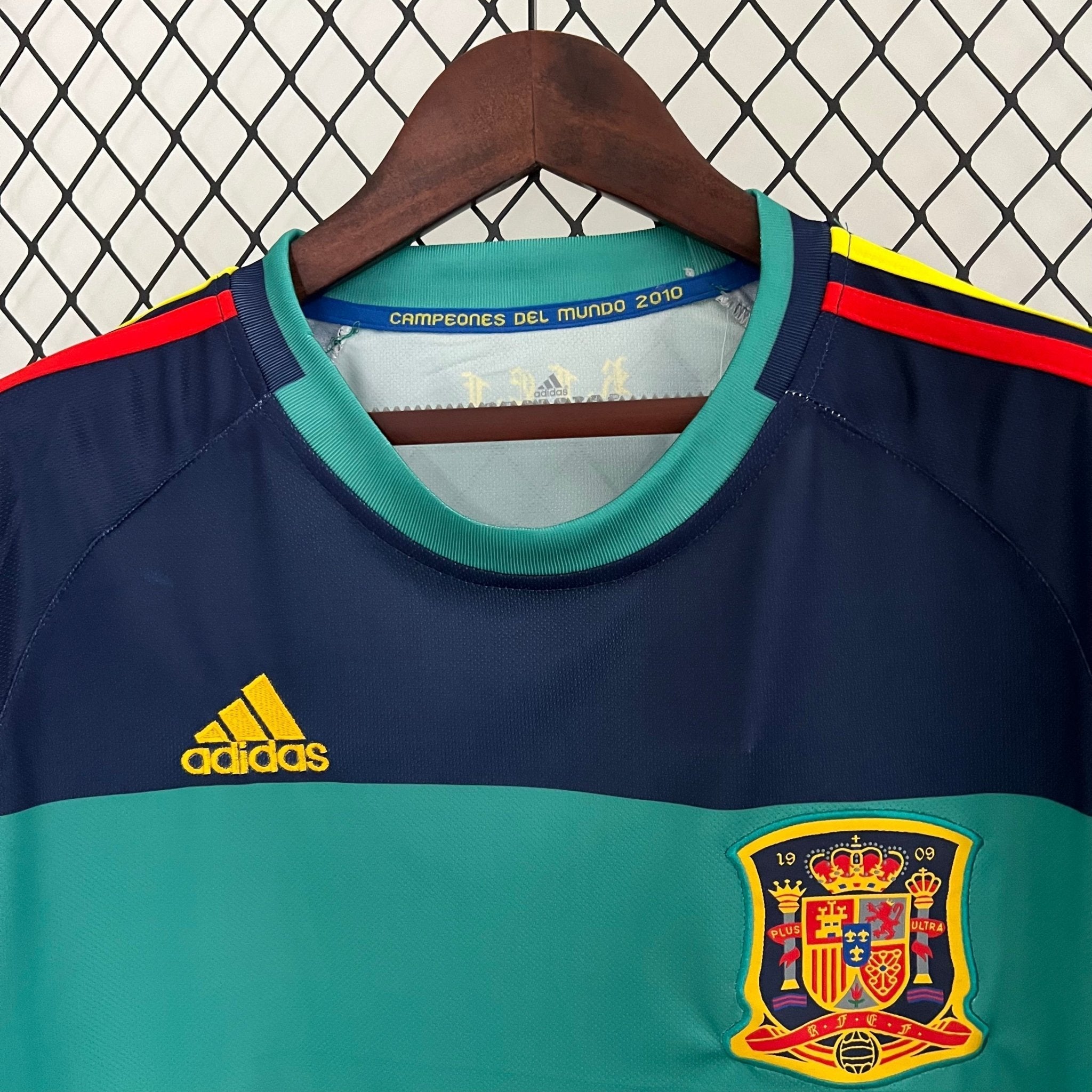 Spain 2010 Goalkeeper Football Jersey
