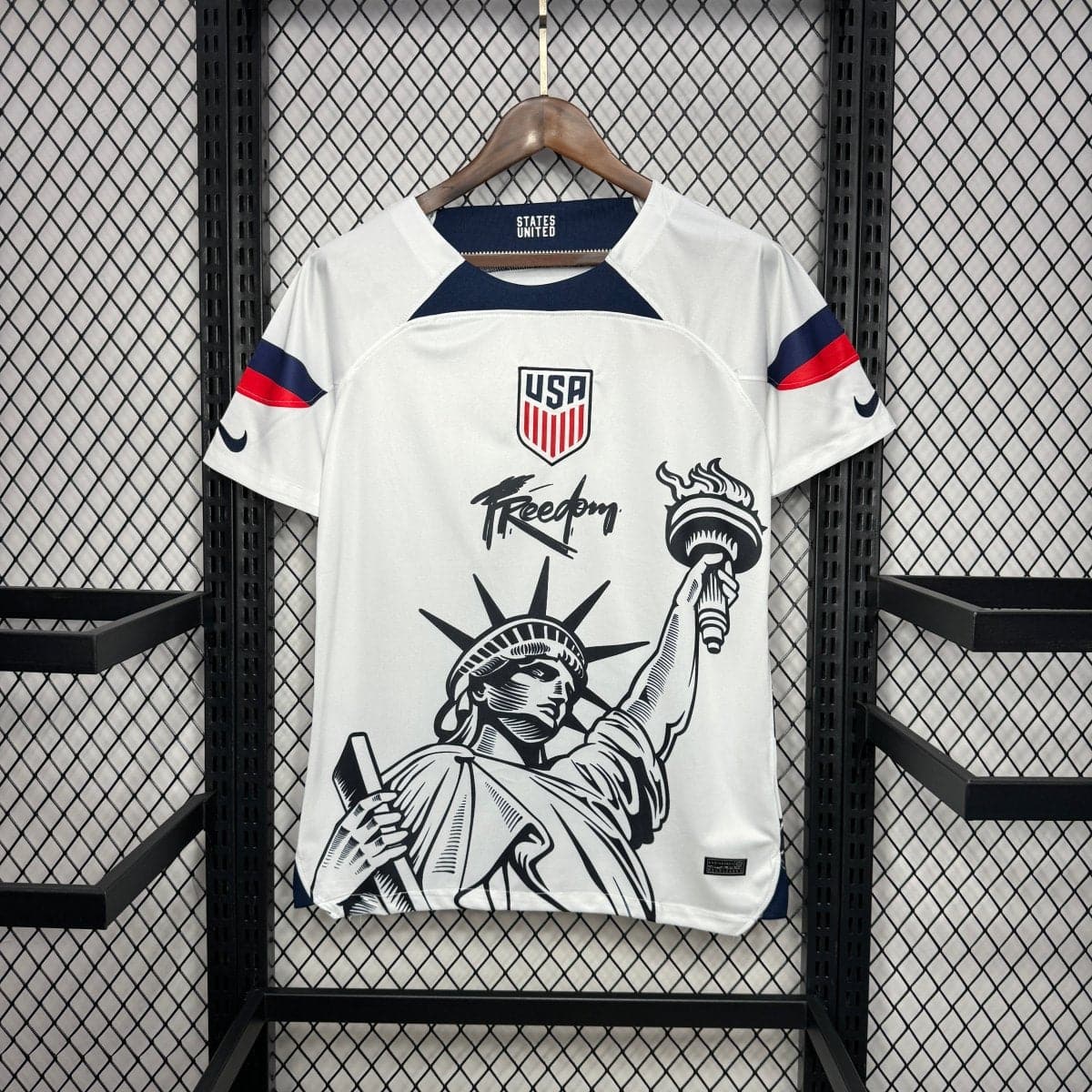 USA Statue Retro Away Football Jersey