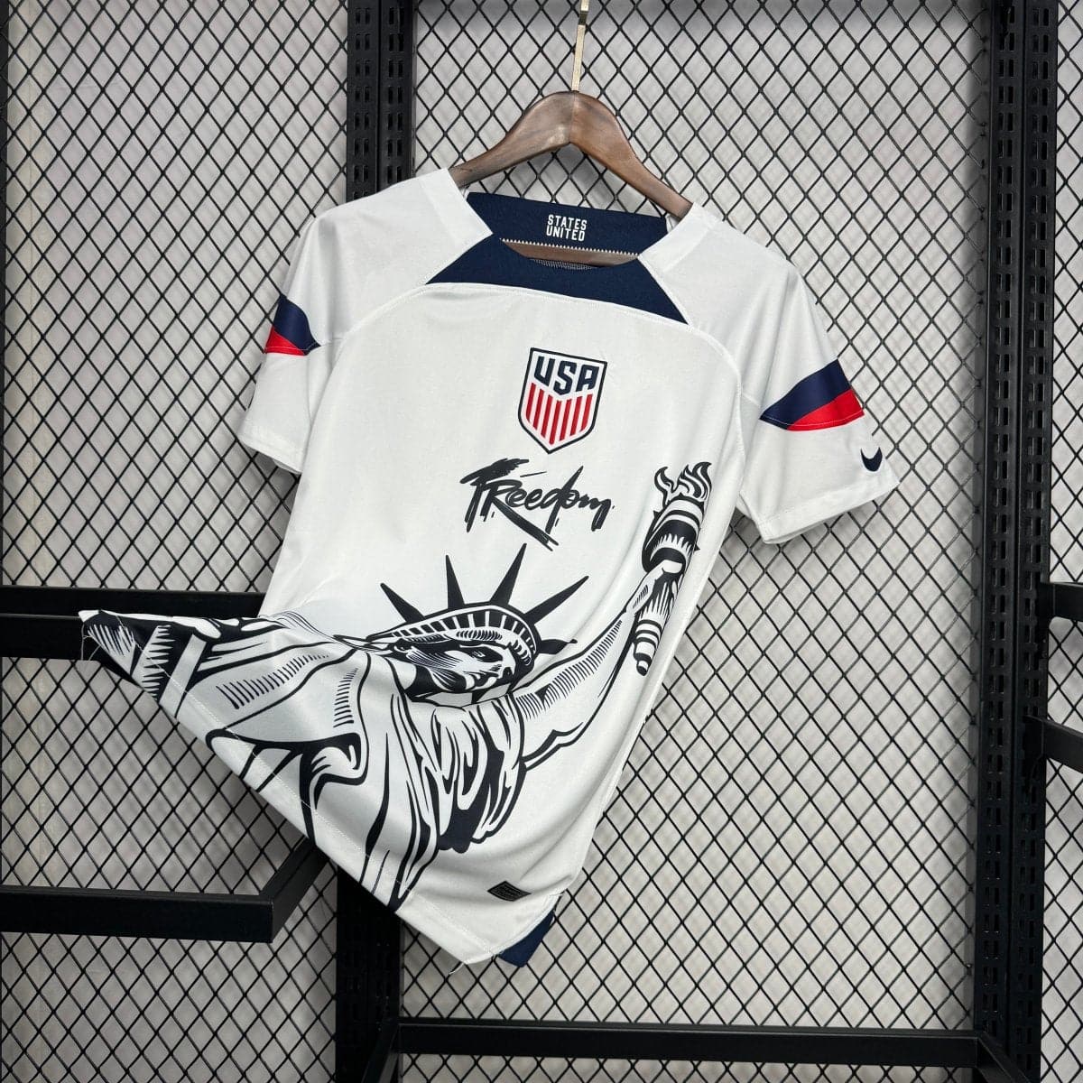 USA Statue Retro Away Football Jersey